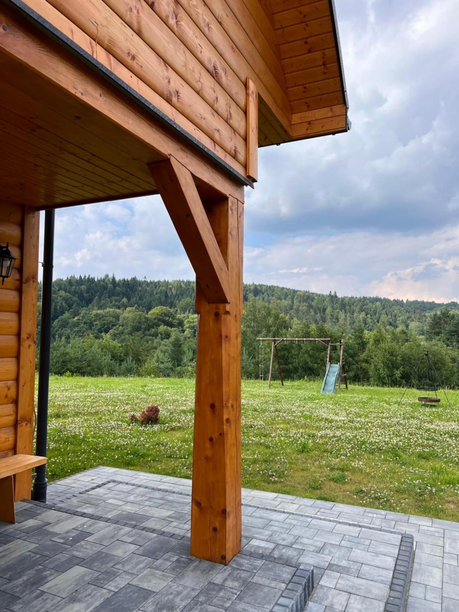 Gospodarstwo Agroturystyczne Bieszczadzki Blizniak Baligrod Ngoại thất bức ảnh